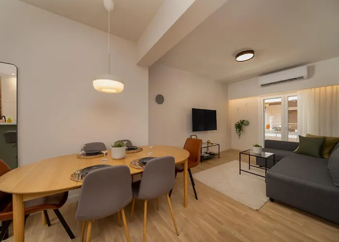 Stylish Pangrati Oasis - 7 Min Metro By Twentytwo